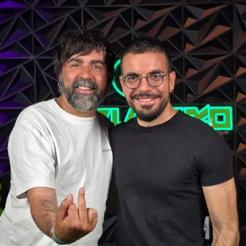 Ángel L. Curiel con Dono Fernández en Konverxo Podcast · VALLIENTE